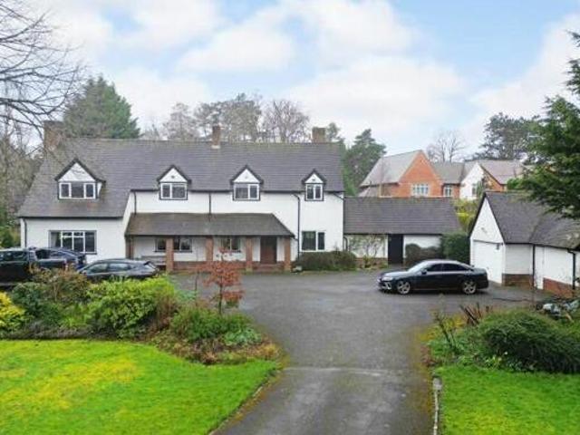 House for sale in Lyons, Greater London