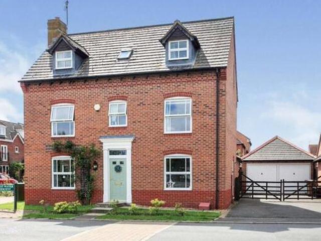 House for sale in Hampton Green, Cambridgeshire