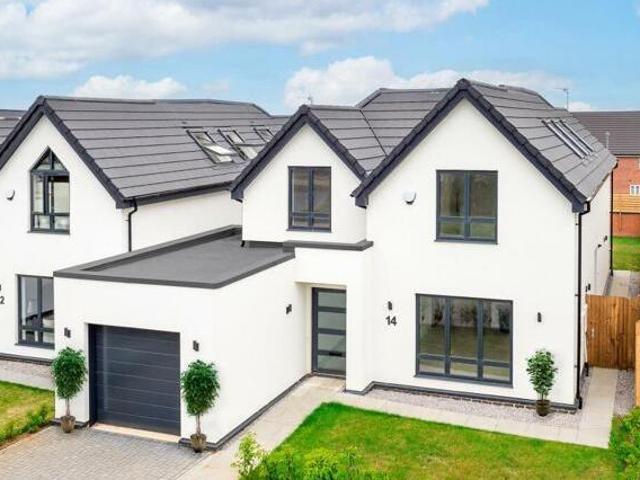 House for sale in Northampton, Northamptonshire