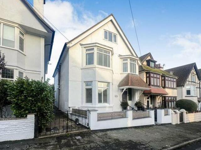 House for sale in Dale Hill