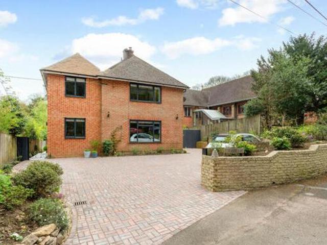 House for sale in Woolmer Hill, Fole