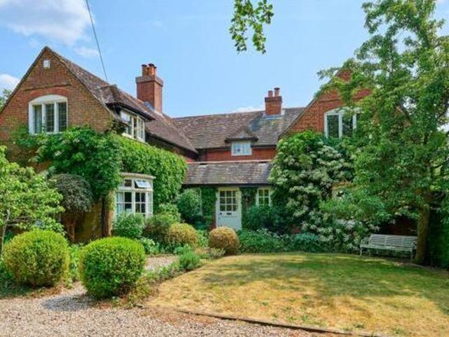 House for sale in Shottermill, Waverley