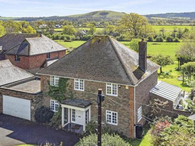 House for sale in Perryfields, West Sussex