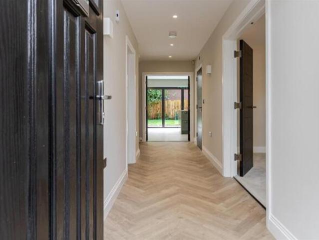 Farm for sale in St Albans, Five Acres