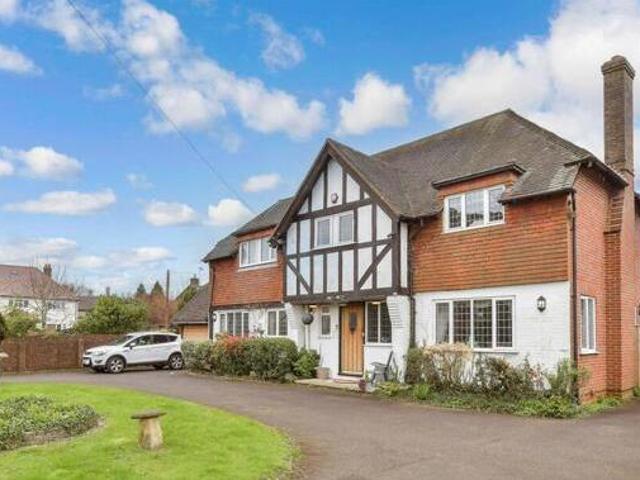 House for sale in Spring Vale, Hampshire
