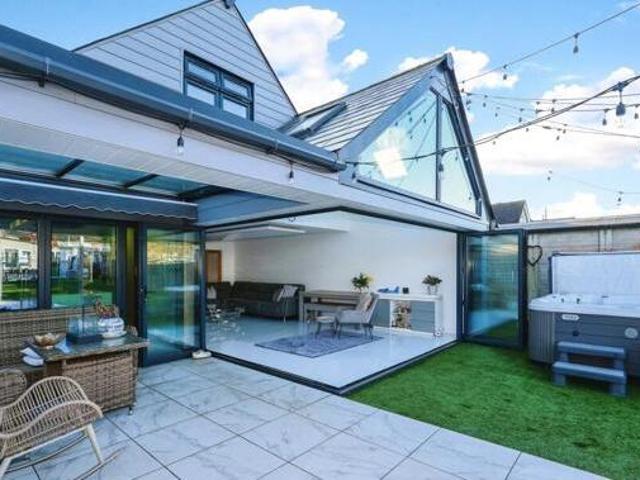 House for sale in Cowplain, Havant