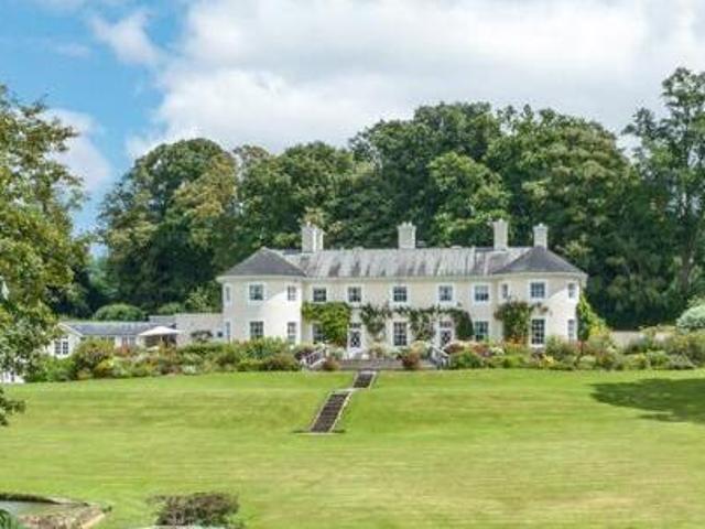 House for sale in Perryfields, West Sussex