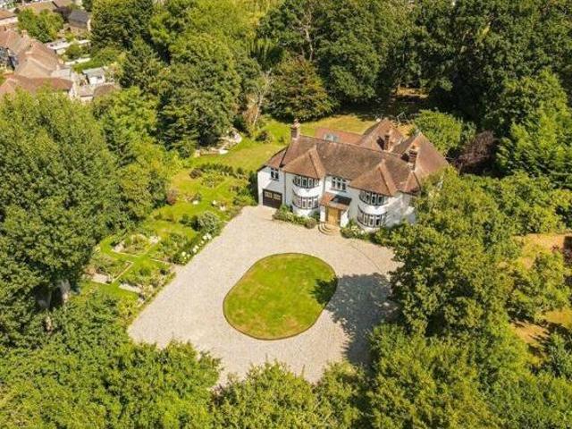 House for sale in The Slade, Oxfordshire