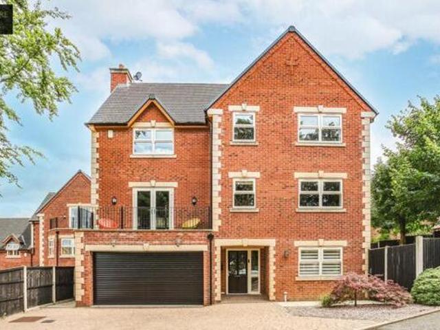 House for sale in Kedleston, East Midlands