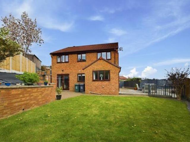 House for sale in Dewsbury Moor, Heckmondwike