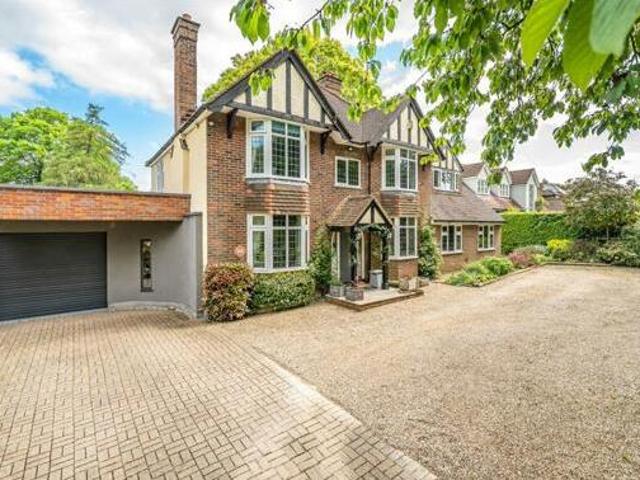 House for sale in Pouchen End, Hertfordshire