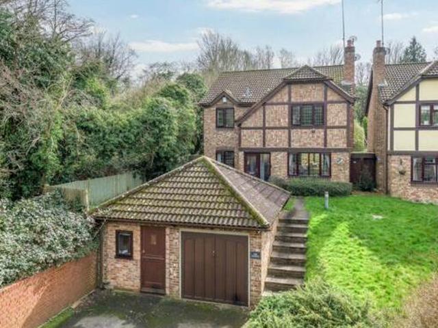 House for sale in Pouchen End, Hertfordshire