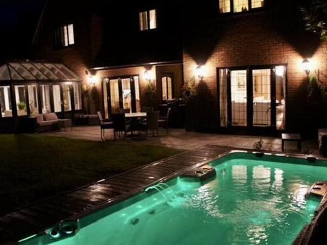 House for sale in Horsham, West Sussex