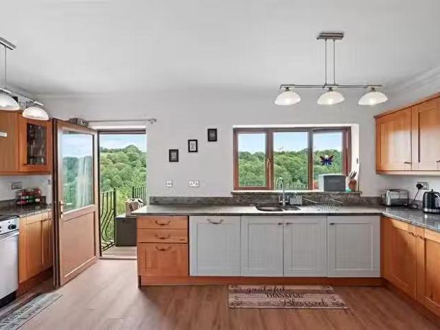 House for sale in Morriston
