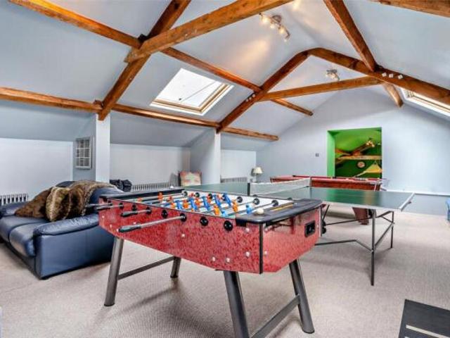 Farm for sale in Falcon Lodge, Wales