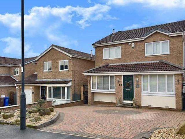 House for sale in Ecclesfield, South Yorkshire