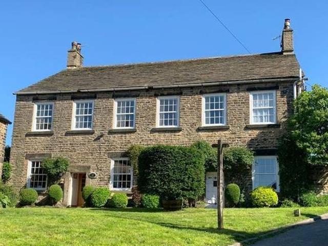House for sale in Froggatt, East Midlands