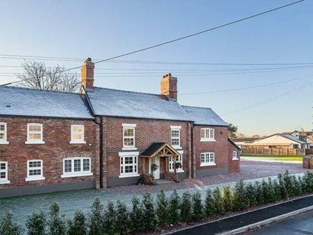 House for rent in Lyons, Greater London