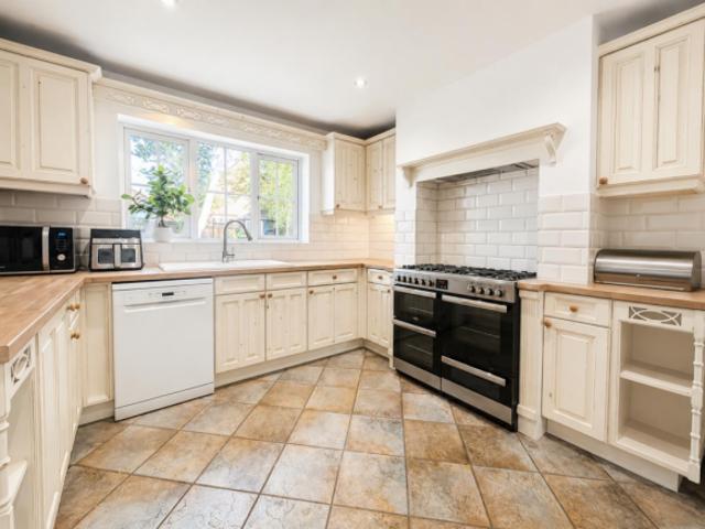 Farm for sale in Northampton, Northamptonshire