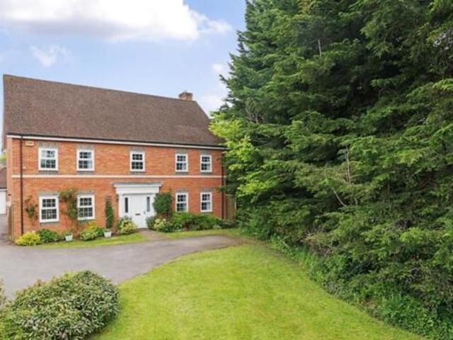 House for sale in Hart, Hampshire