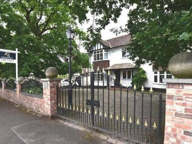 House for sale in Greater Manchester