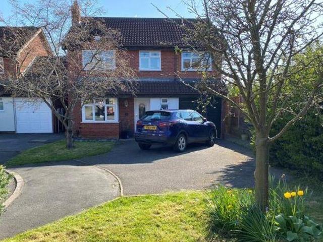 House for sale in Camp Hill, Warwickshire