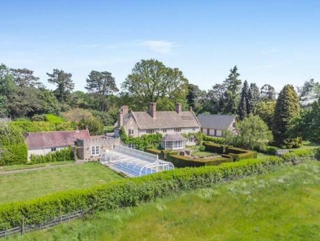 House for sale in Tower Hill, Horsham