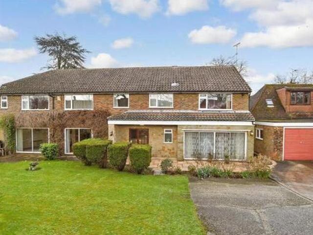House for sale in Horsham, West Sussex