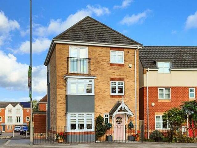 House for sale in Lyons, Greater London