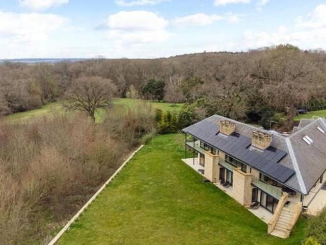 House for sale in Hungerford