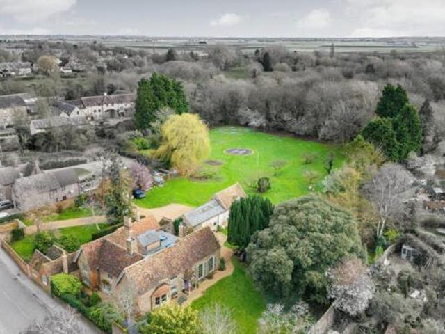 House for sale in Huntingdon
