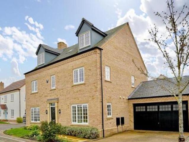 House for sale in Huntingdon