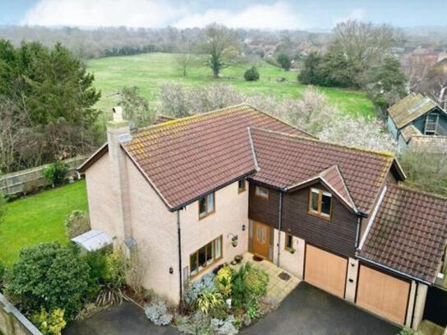 House for sale in Huntingdon