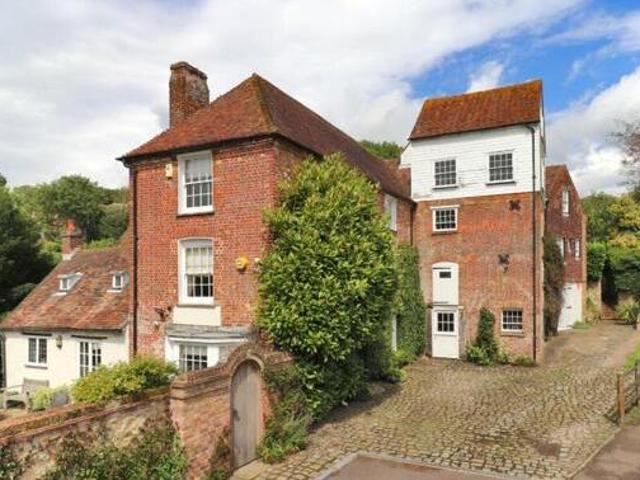 House for sale in Hythe, Folkestone