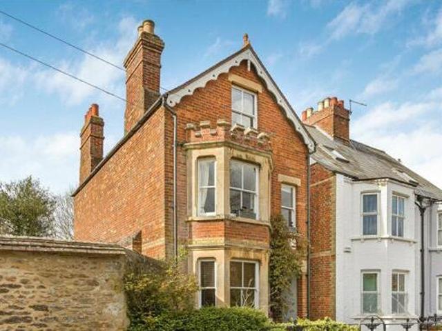 House for sale in The Slade, Oxfordshire