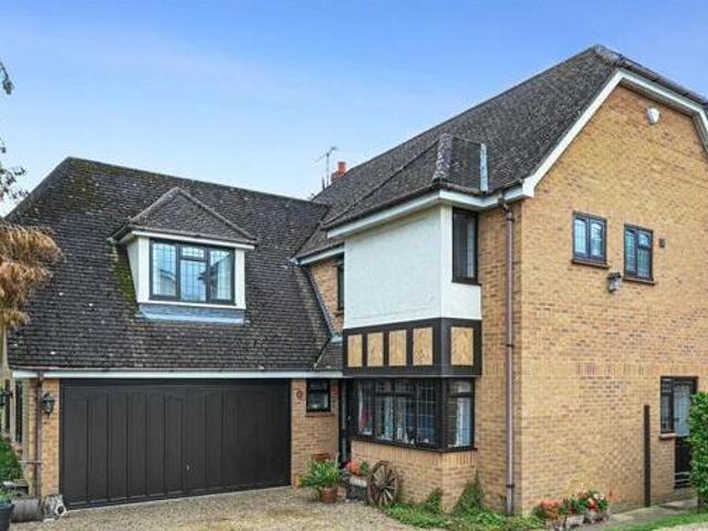 House for sale in Ingatestone and Fryerning, Navestock Side
