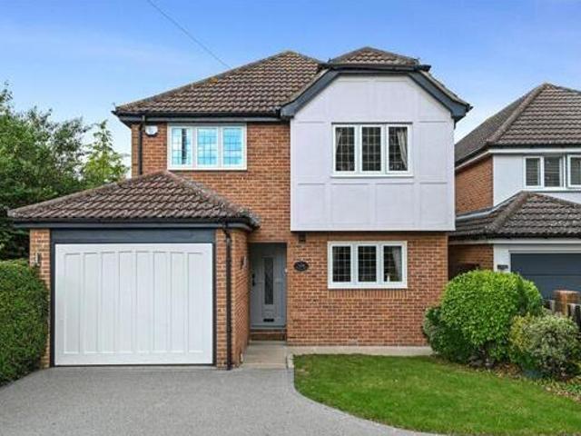 House for sale in Navestock Side, Essex