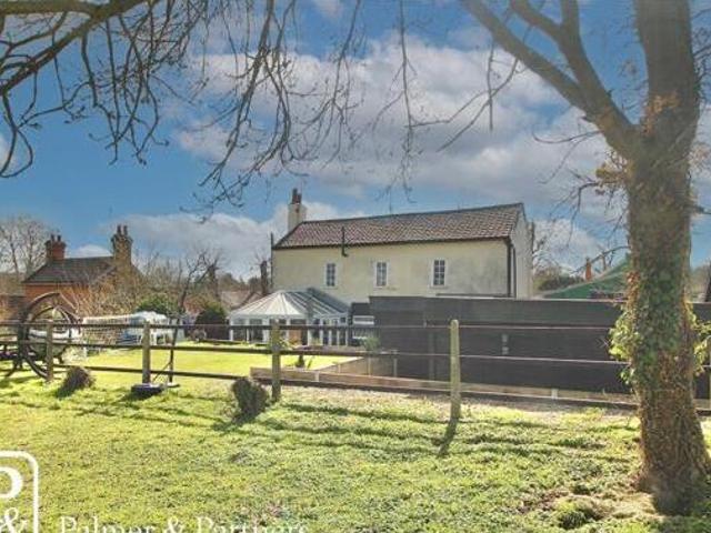 House for sale in Key Street, Suffolk