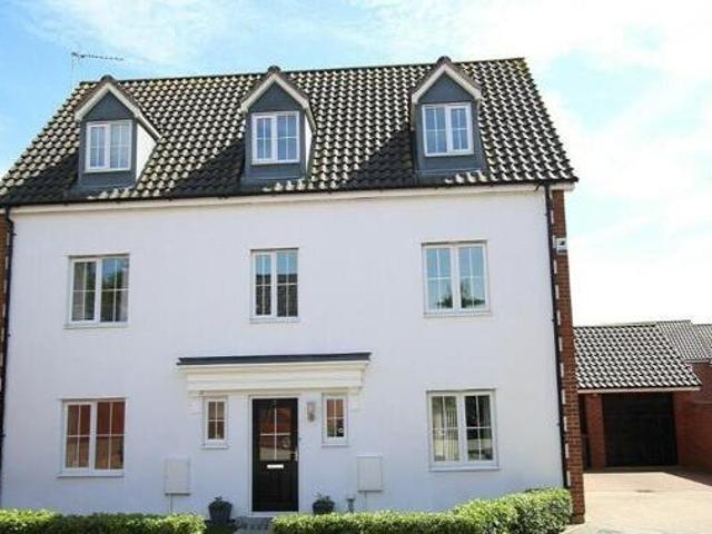 House for sale in Key Street, Suffolk