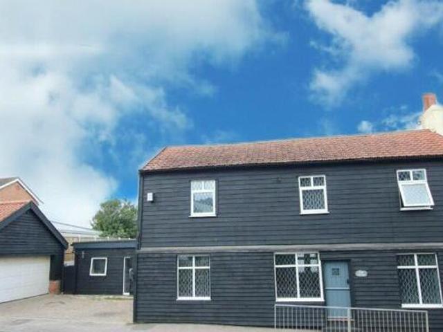 House for sale in Key Street, Suffolk