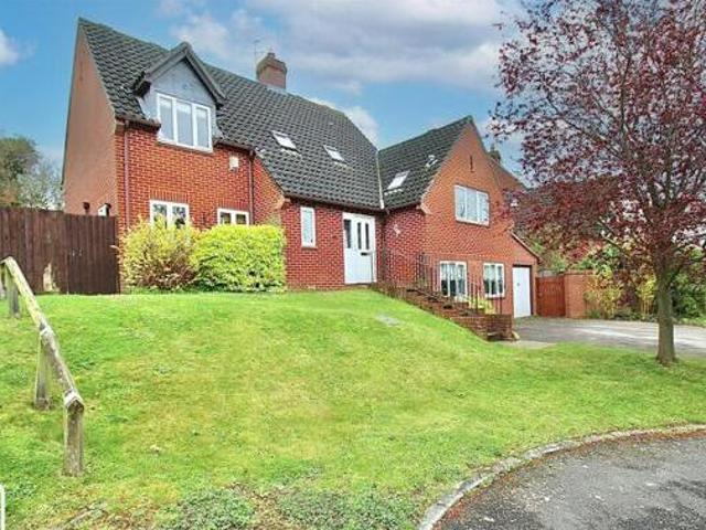 House for sale in Key Street, Suffolk