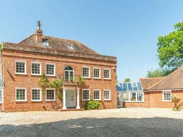 House for sale in Key Street, Suffolk