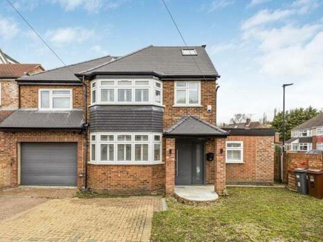 House for sale in Isleworth, Greater London