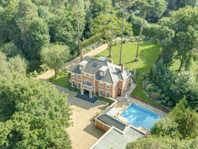 House for sale in Iver