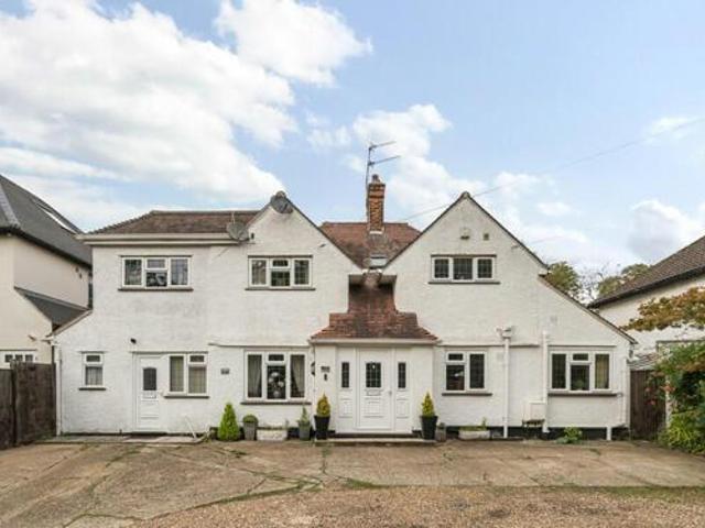 House for sale in Iver, Richings Park
