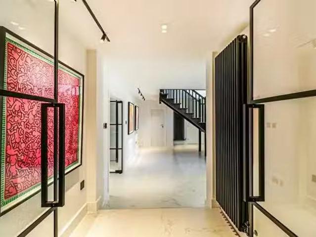 House for sale in Four Oaks