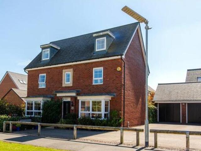 House for sale in Ise Lodge, Kettering