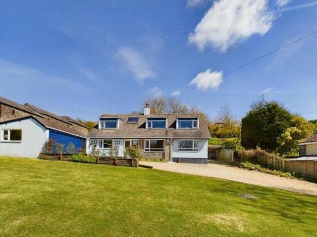 House for sale in Strode, Devon