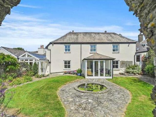 House for sale in Strode, Devon