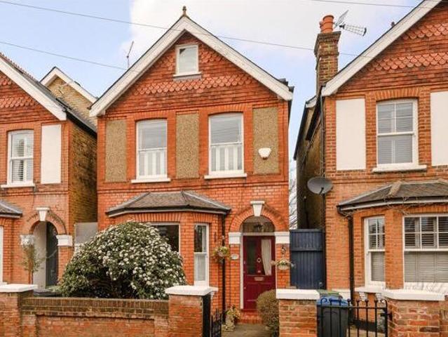 House for sale in Kingston Upon Thames, Greater London